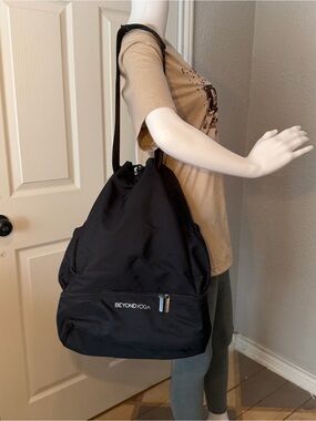 BEYOND YOGA Black Drawstring Gym Backpack  Bag
